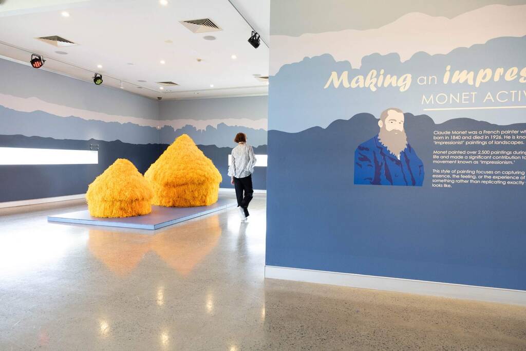 Gallery with new Monet 